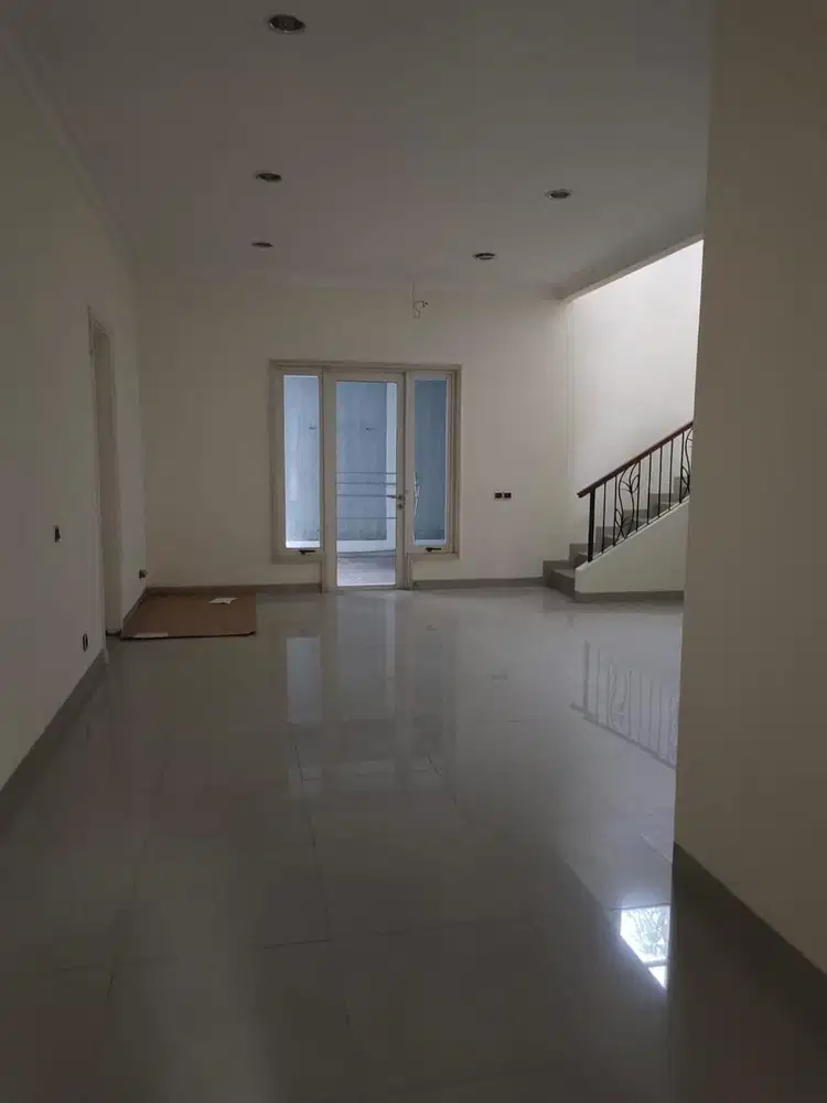 Rumah Asri Aquamarine 4 kamar Pondok Hijau Golf  Gading Serpong