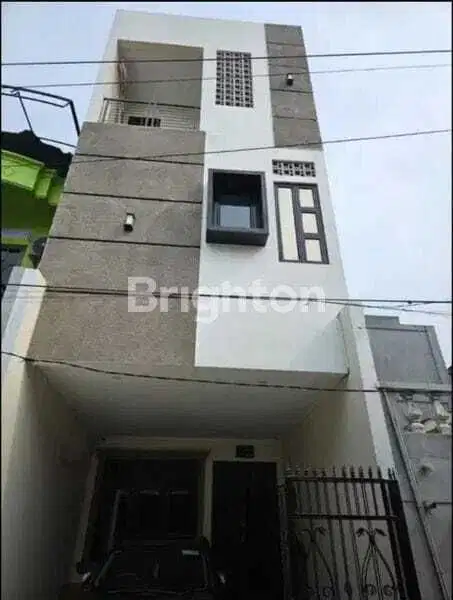 KOST-KOSTAN 4 LANTAI BARU RENOVASI DI KELAPA GADING