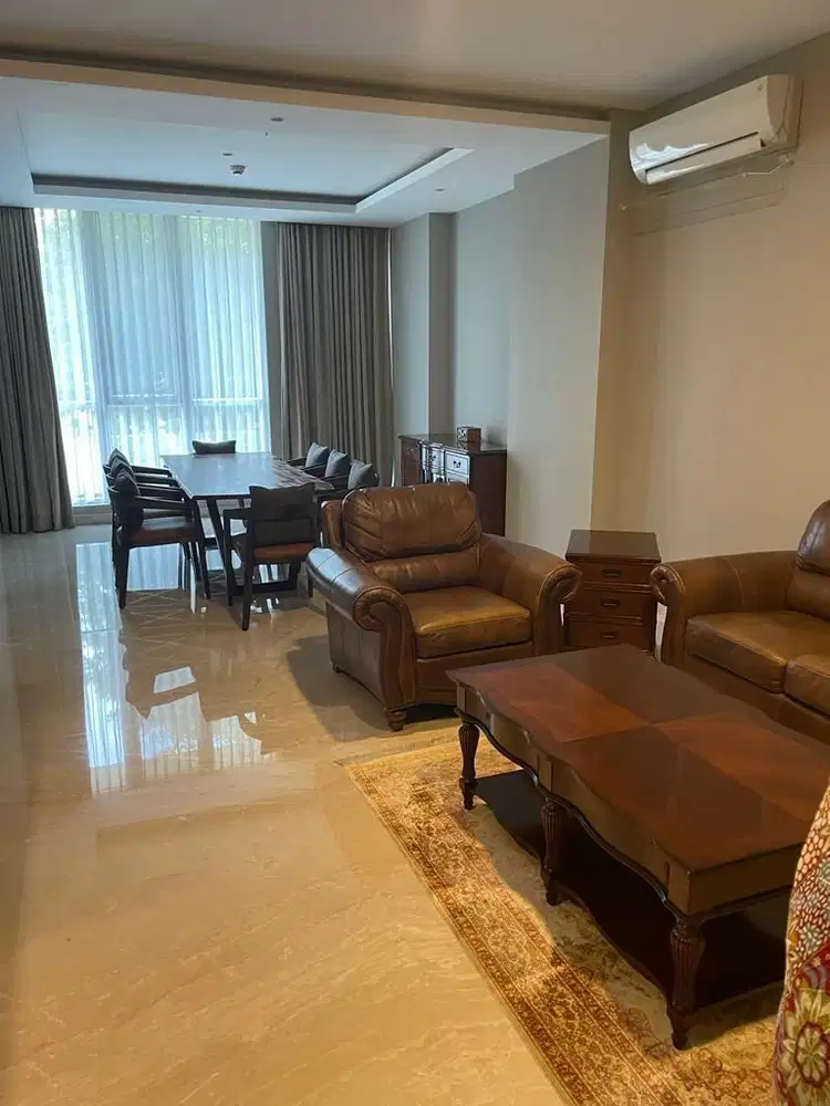 Apartemen Four Winds Senayan