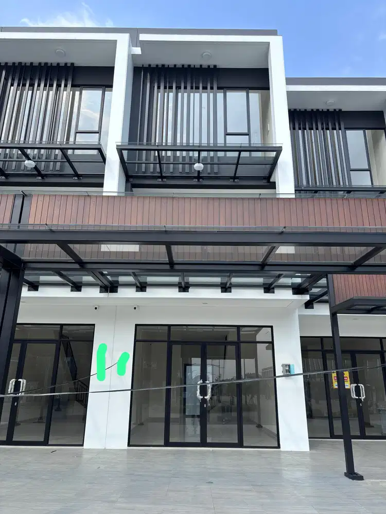 Ruko Hampton 3 Lantai Alfresco Hadap Jalan Gading Serpong