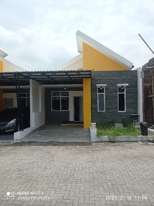 RUMAH CLUSTER BARU COLOMADU SOLO