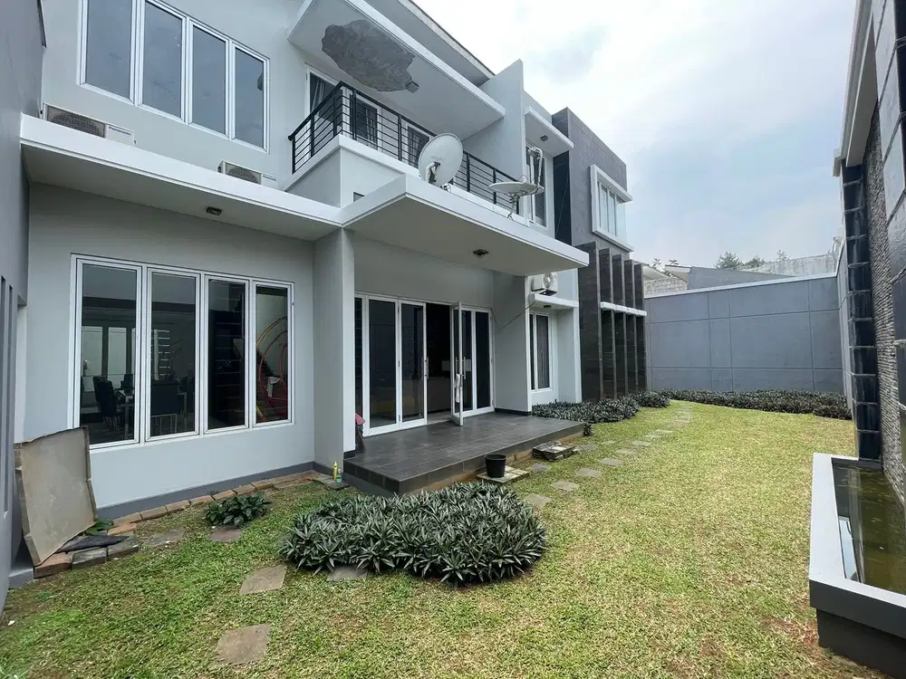 FOR RENT Rumah Mewah Di TAMAN TELAGA GOLF. BSD
