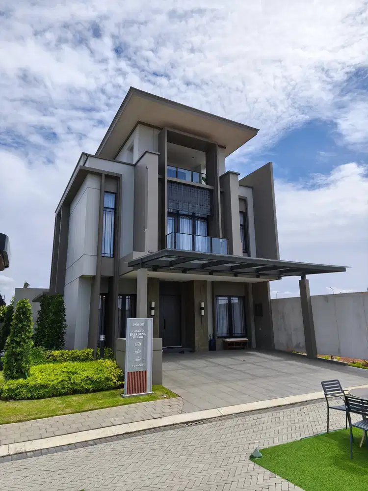 Grand Pasadena Village Gading Serpong