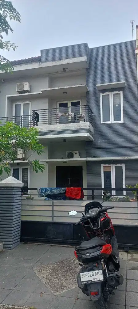 Dijual Rumah Siap Huni Komplek Millenium Square,Jl.Kapten Muslim,Medan