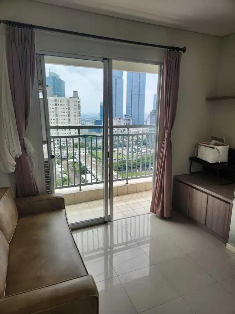 Disewakan Apartemen Cosmo Terrace 2 BR Furnished