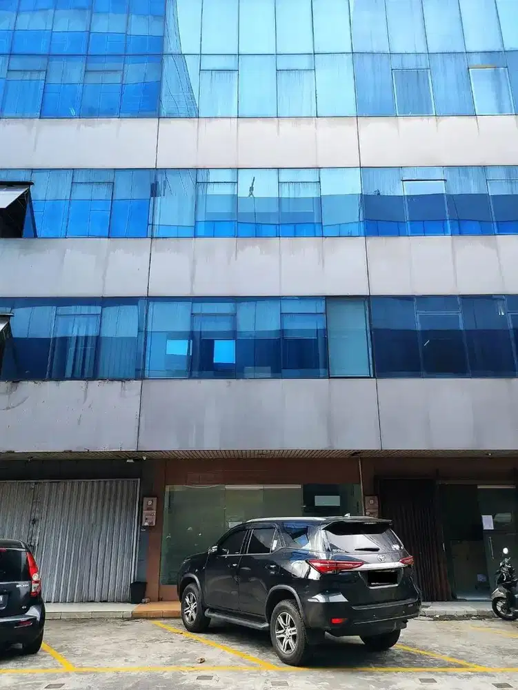 Dijual Ruko Graha Kencana 4,5 Lantai di Kebon Jeruk, Jakarta Barat