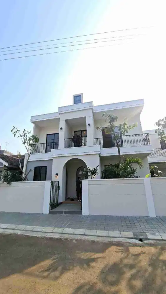 Di jual Rumah sangat Mewah American classic selakah ke Tol