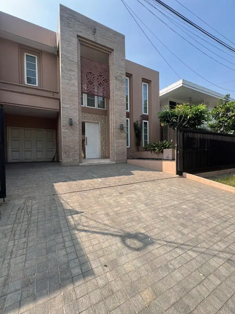 Rumah Semi Furnished Bagus Siap Huni Di Pondok Indah