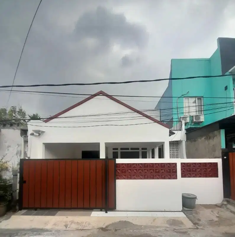 Dijual rumah Bukit Nusa Indah, Ciputat, Tangerang Selatan