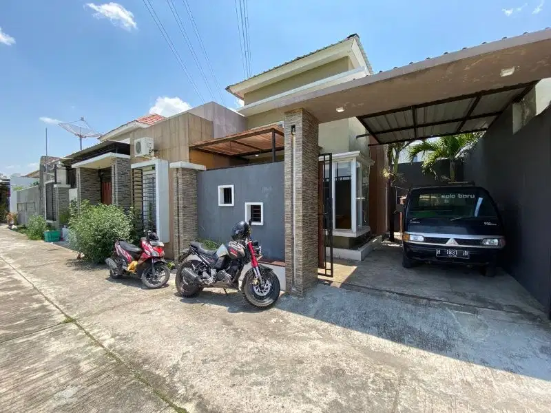 Rumah murah desain minimalis depan sawah di solo baru area