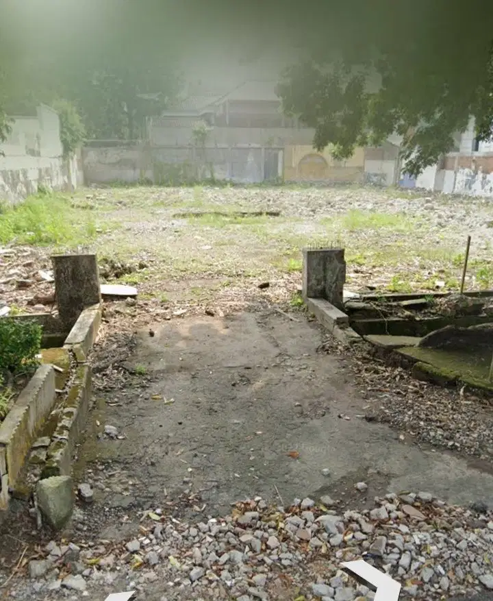 Dijual Tanah Jl. Imam Bonjol, Medan (eks.rumah tua)