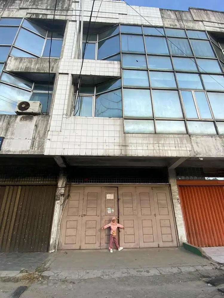 RUKO DIJUAL GRAHA METROPOLITAN