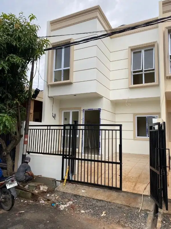 Rumah Brand New Siap Huni di Sektor 7 Gading Serpong