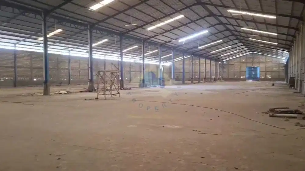 Pabrik di Kawasan Industri Pancatama, Cikande - Serang, Banten.