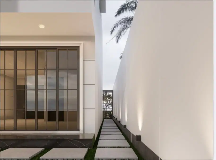 RUMAH BARU NUSALOKA BSD BUMI SERPONG DAMAI BRAND NEW