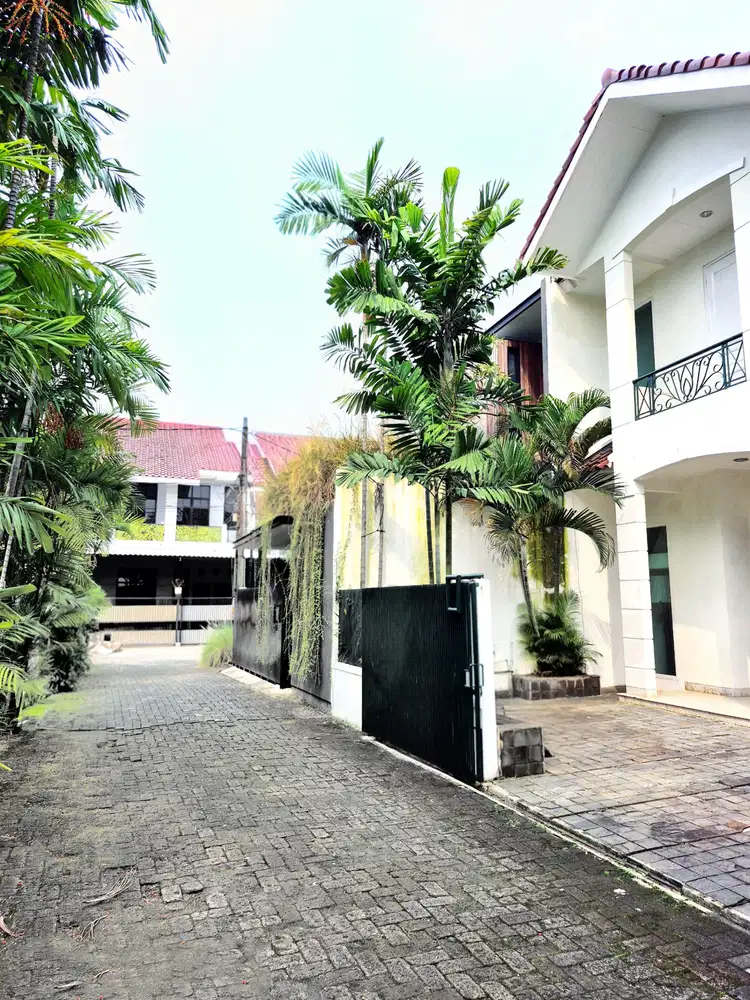 Rumah Cluster MURAH strategis 5 menit ke Mall Gandaria Pondok Indah
