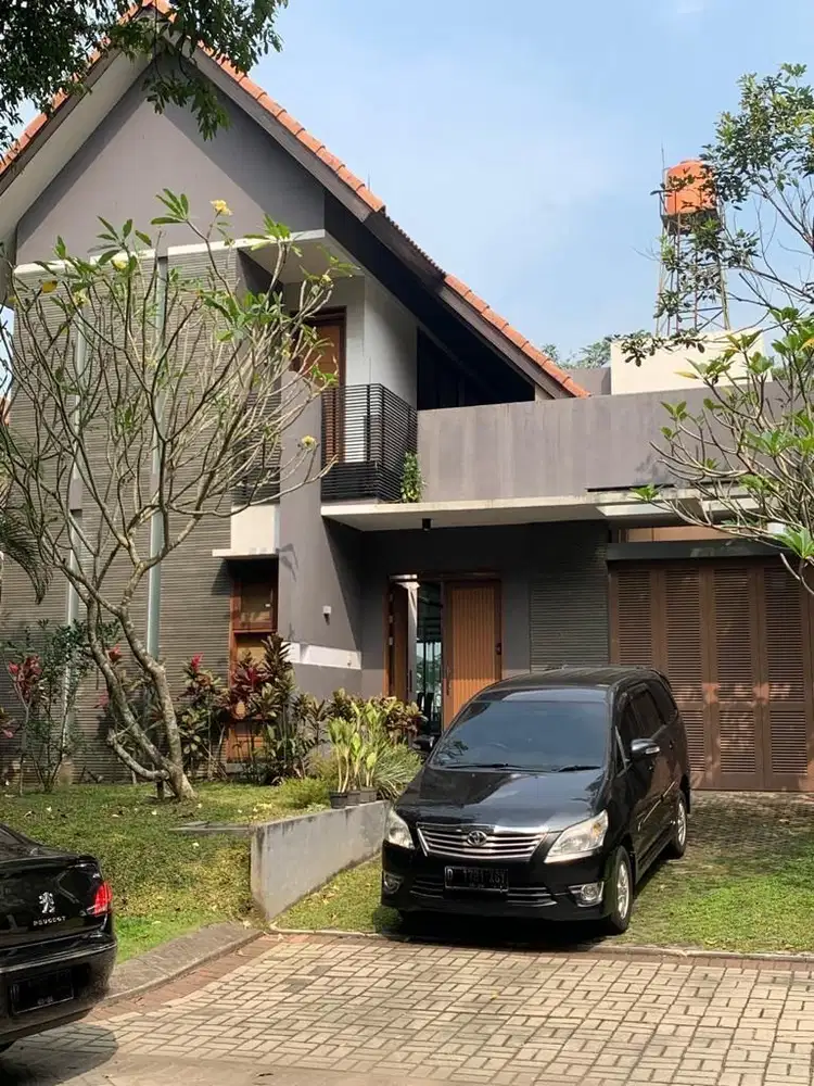 Dijual Rumah Dengan View Danau Di Tatar Pitaloka Kota Baru Parahyangan