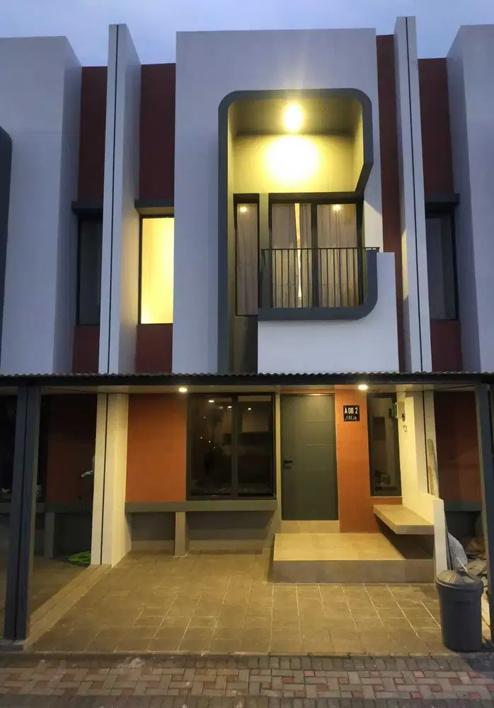 Rumah 2 Lantai Fullfurnish di BSD Tangerang