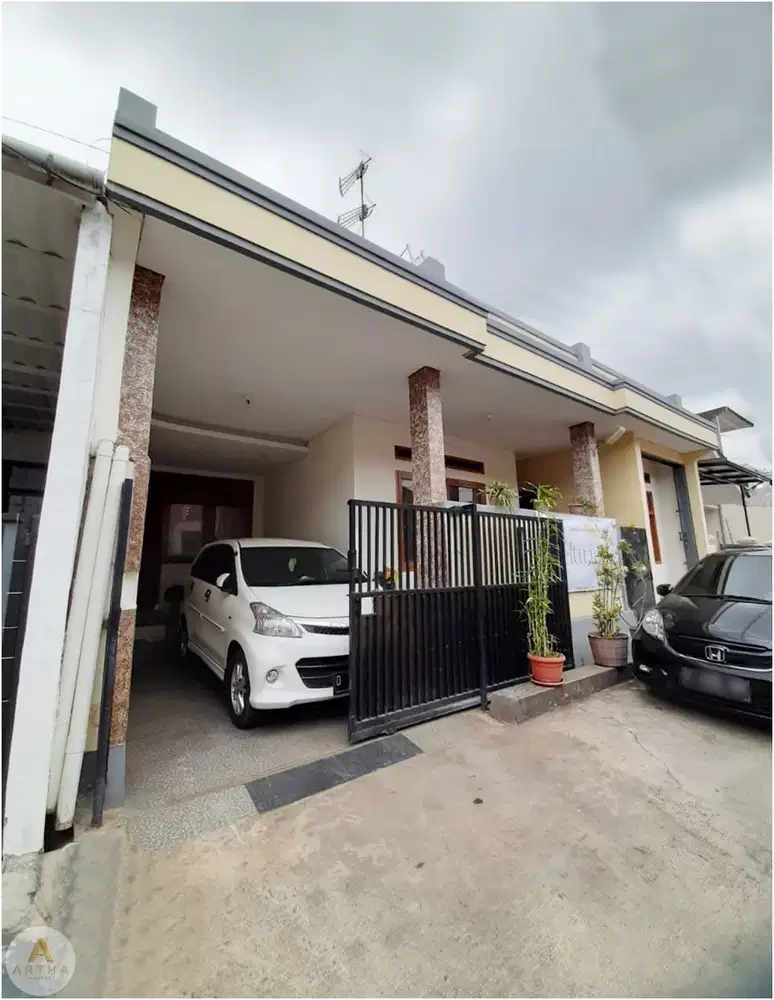 Rumah 2 Lantai Siap Huni di Taman Cibaduyut Indah Bandung