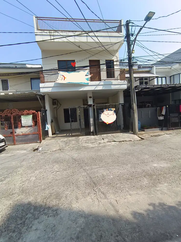 Jual Murah Rumah 2 1/2 lantai di Muara Karang Jakarta Utara