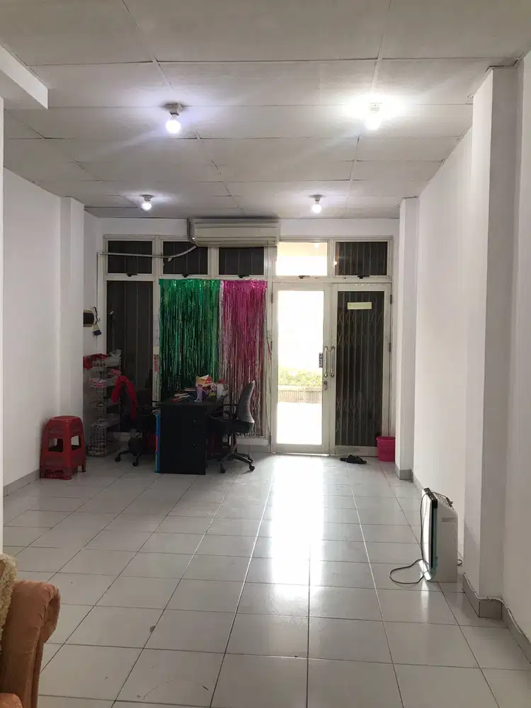 Dijual Ruko Siap Pakai di Citra Garden 2 Ext. Jakarta Barat