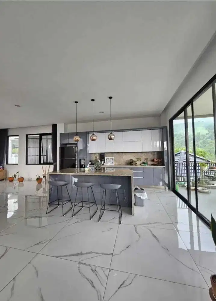 Rumah Megah 3 lantai furnished Resort Dago Pakar