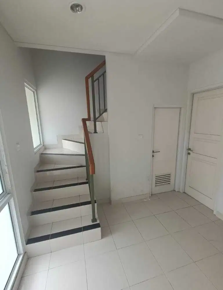 Murahh Dijual Rumah di Gading Serpong cluster Virginia