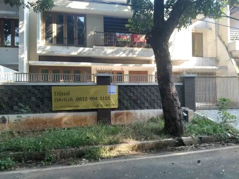 rumah minimalis 2 lnt lebar 15m bebas banjir dn asri