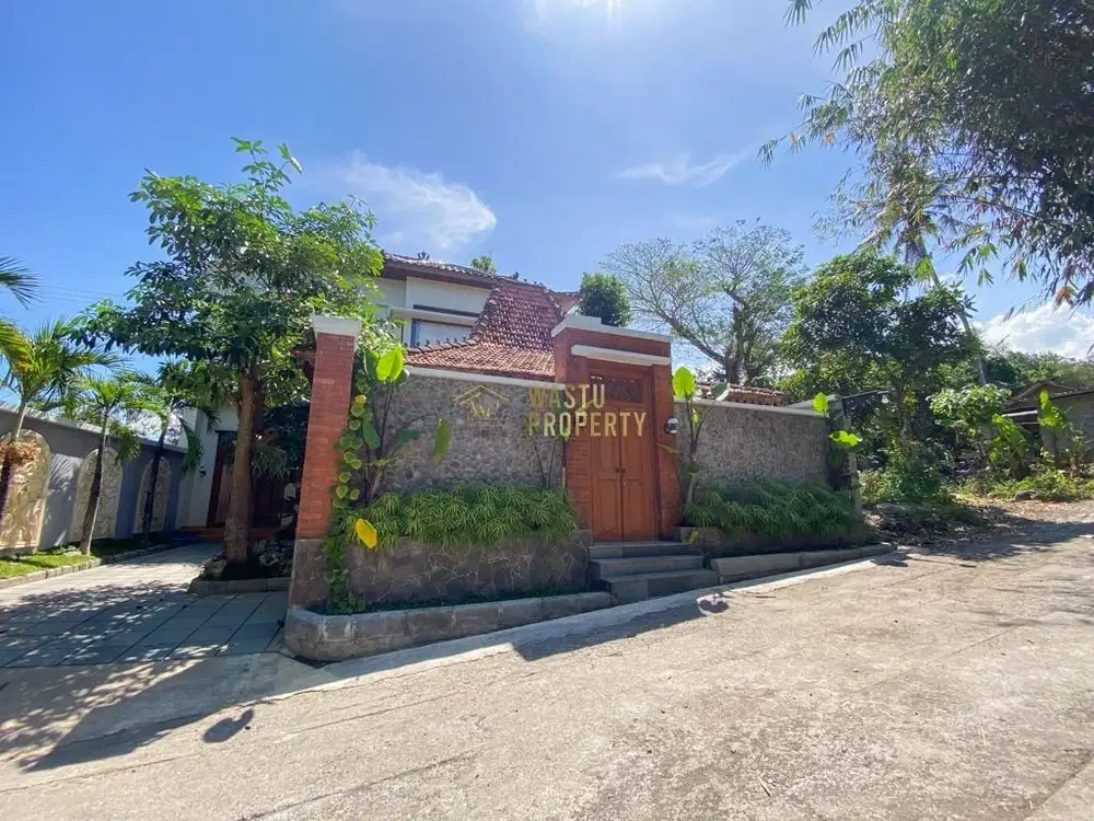 VILLA JOGLO FULL FURNISHED DENGAN KOLAM RENANG DI SLEMAN