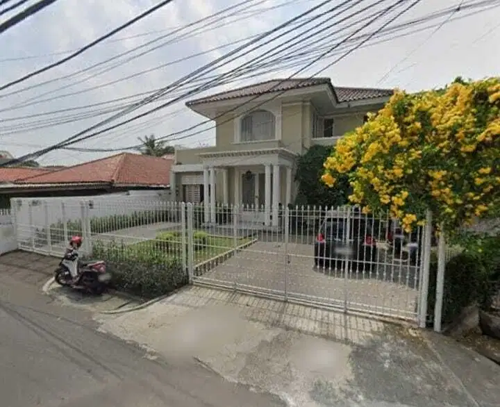RUMAH SIAP HUNI DI PERMATA HIJAU JALAN SAPHIER JAKARTA SELATAN