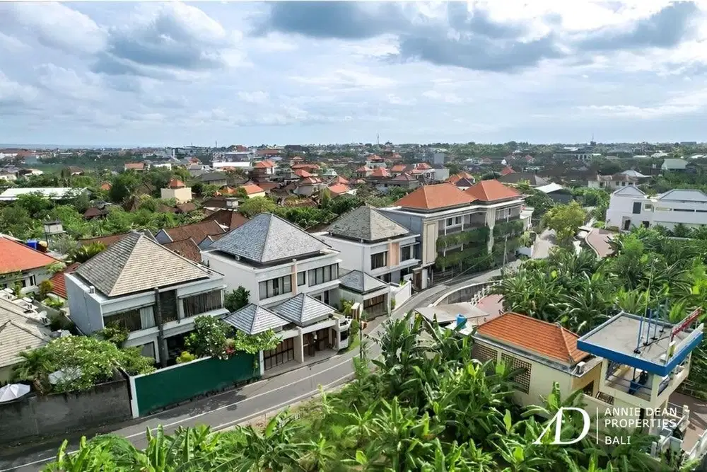 FREEHOLD 3 MODERN BALINESE VILLAS FOR SALE IN PRIME KUNTI, SEMINYAK
