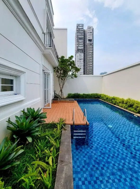 Dijual Rumah Baru Bagus 3 Lantai Dalam Townhouse di Gandaria