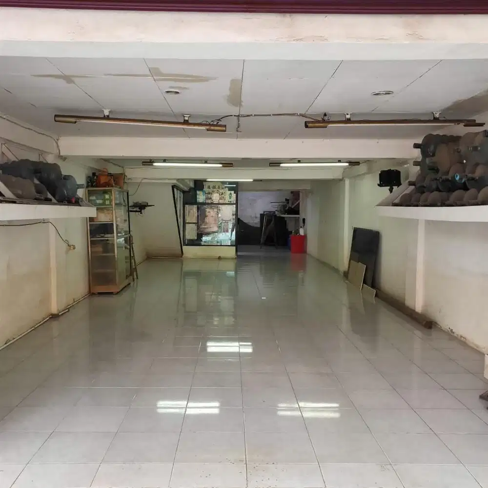 Dijual Ruko di Green Garden Jakarta Barat