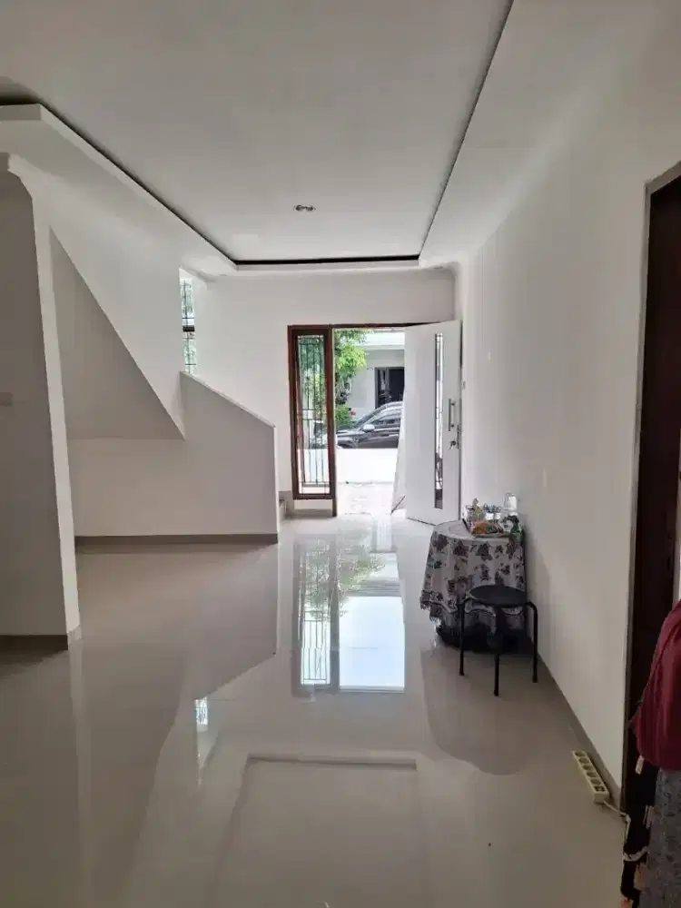 Dijual Rumah Mewah Bebas Banjir Emerald Bintaro