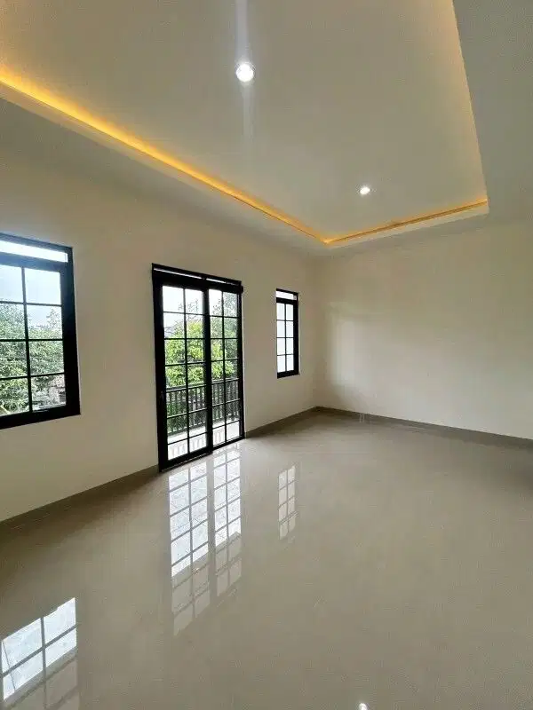 Rumah Baru Siap Huni di Turangga Ref.04848