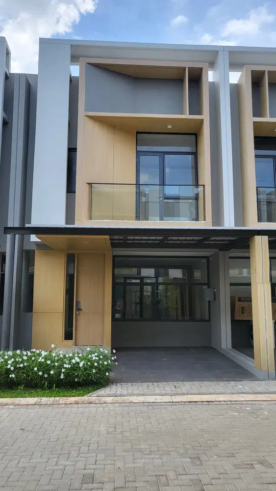 DIJUAL RUMAH 2 LANTAI TANAKAYU SVASTI BSD TANGERANG