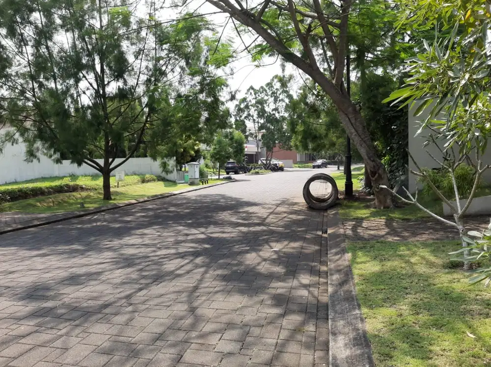 Kavling kota baru Parahyangan cluster larang tapa