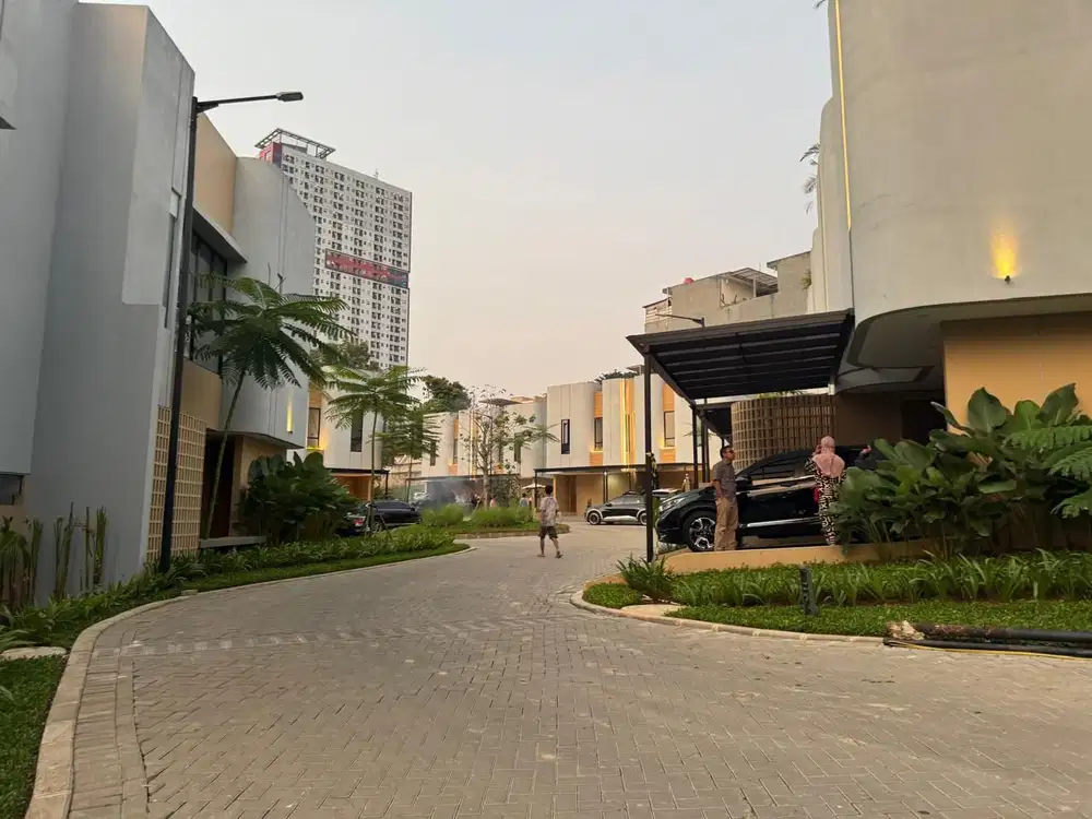 Rumah Modern Smart Home 5 Menit Pintu TOL BSD City & Stasiun KRL