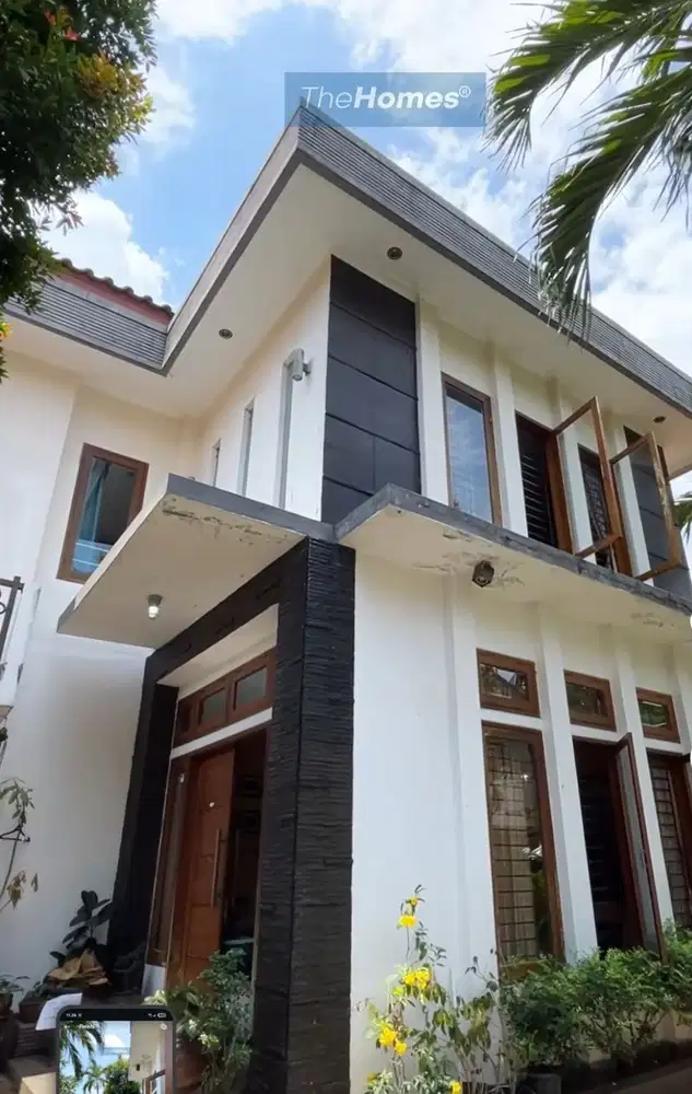 Selangkah ke SCBD Rumah Cantik Siap Huni bdi Srnopati Kebayoran Baru