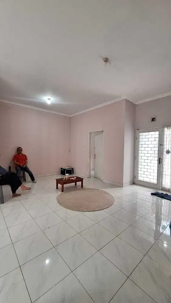 Cluster Singgasana Pradana Bandung Kota, SHM, Nego Maximal