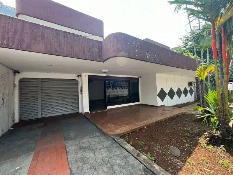 Di Jual Rumah HookLokasi: Jl.Kamboja Tomang Jakarta Barat