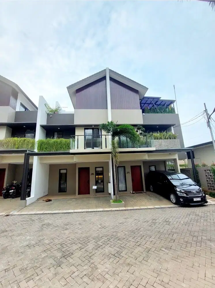 Best price rumah 3 lantai di Bintaro, All in 10 juta Akad kredit