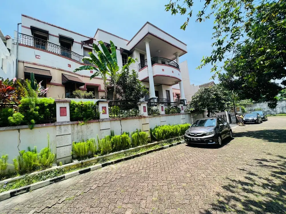 Jual Rumah Di Tengah Kota Di Jalan Ahmad Yani Cocok Untuk Kantor