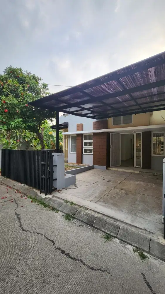 JUAL RUMAH MURAH SELESAI RENOVASI DI BUKIT GOLF CIBUBUR