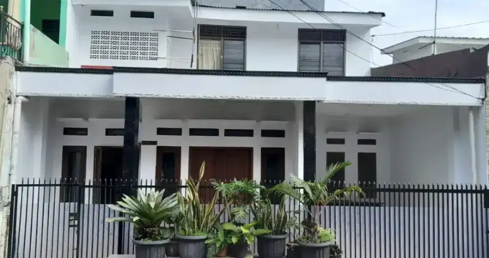 Jual Rumah Cantik di Kompleks BKPM Depok.