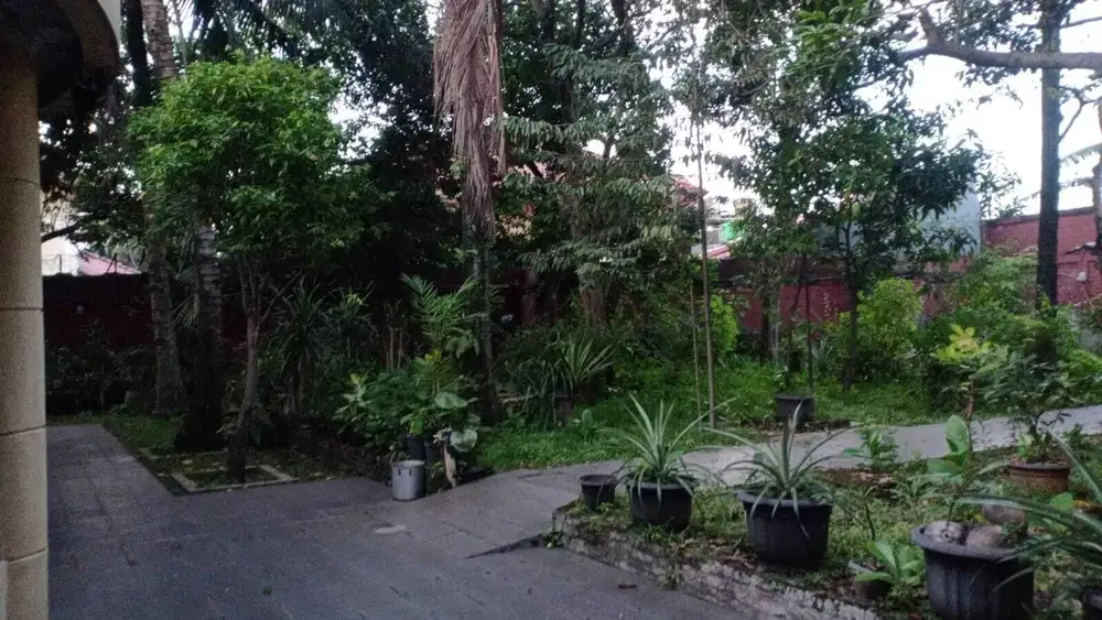 Rumah Siap Huni Tanah Luas Dekat Fasum Di Cikini Bintaro Sektor 7