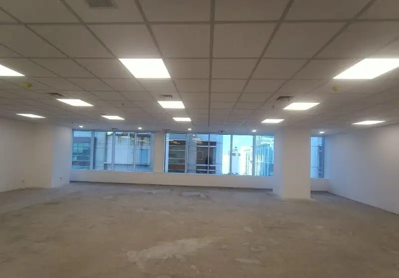 SEWA KANTOR DI JAKARTA  KENGSINTON TOWER  162M2 BARE  155K NEGO