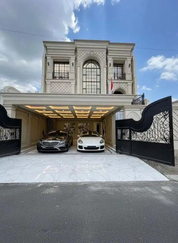 Rumah Mewah Lux 3 Lantai dekat Pusat Kota Jogja