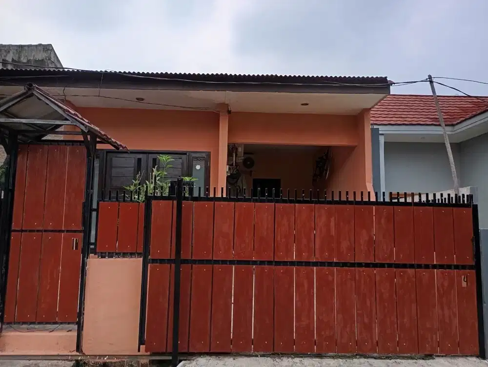 Rumah Cantik Pondok Aren dekat Bintaro Trade Center