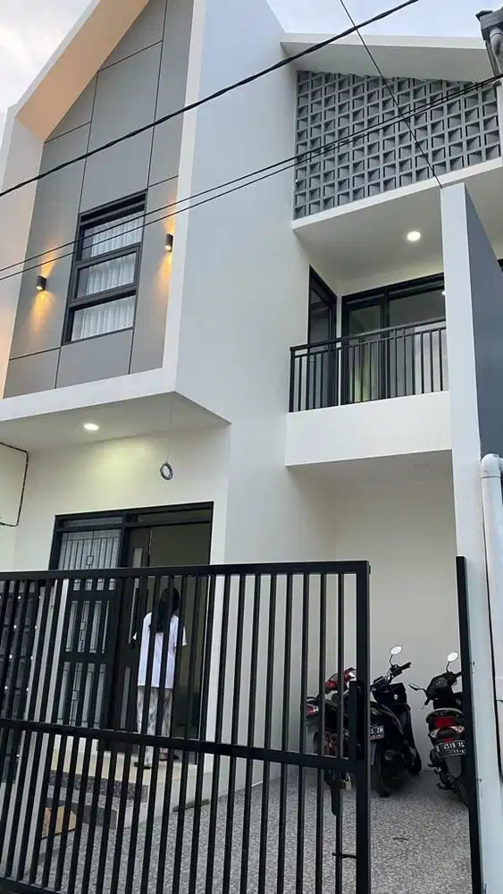 Rumah Minimalis Modern di Komplek Margahayu Raya Metro